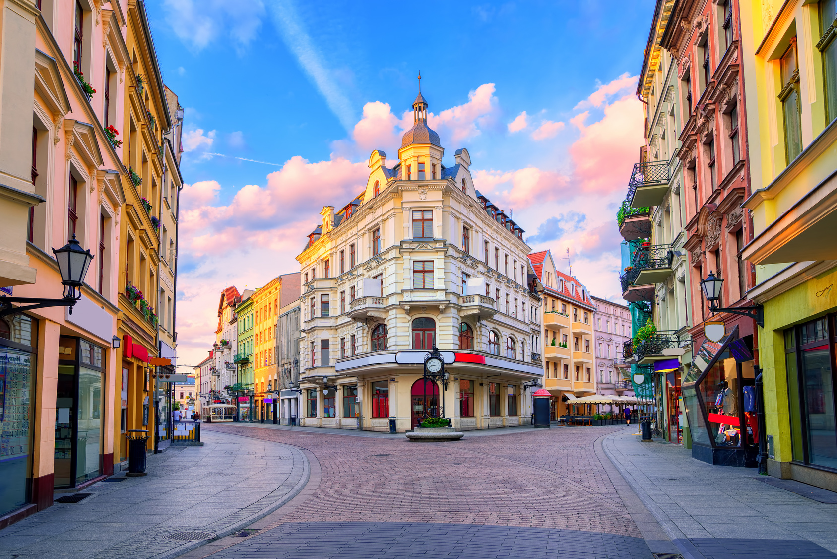 Jak Wygl Da Toru Ski Rynek Nieruchomo Ci Chillitoru Najgor Tsza